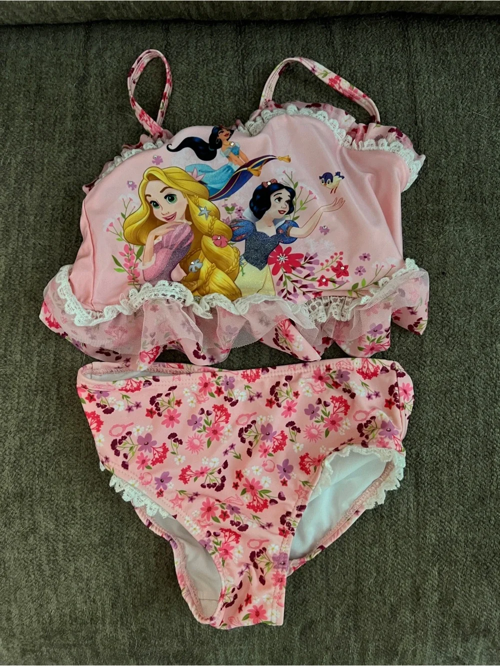 Disney Store Girls Princess 2-Piece Swimsuit Tankini Set Size 5/6 EUC